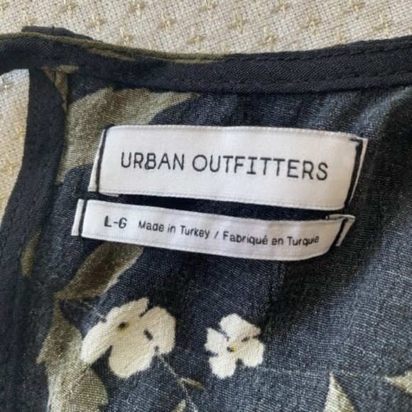 Urban Outfitters Maxi Dress Lindsey Black Floral Open Tie Back Slit large - Picture 10 of 16